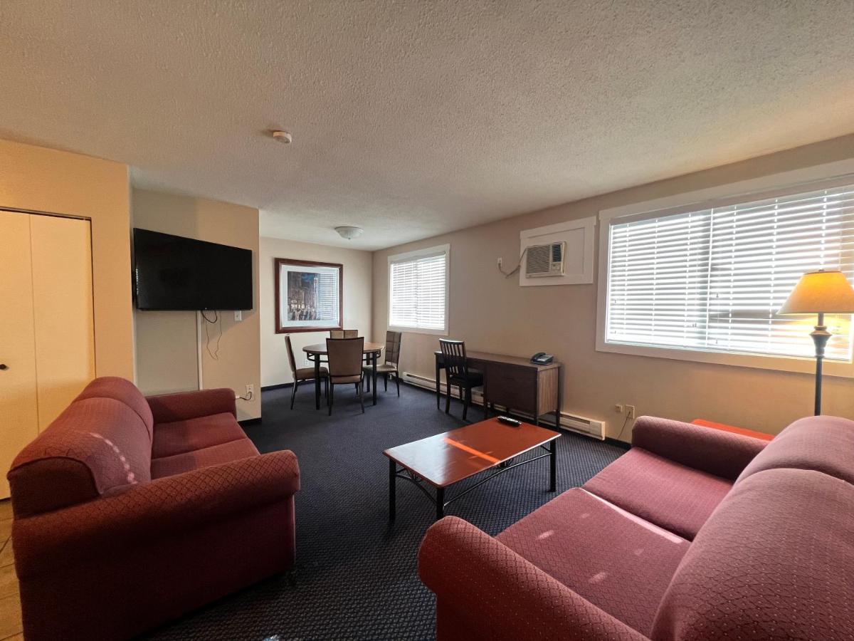 Redford Motel Port Alberni Extérieur photo
