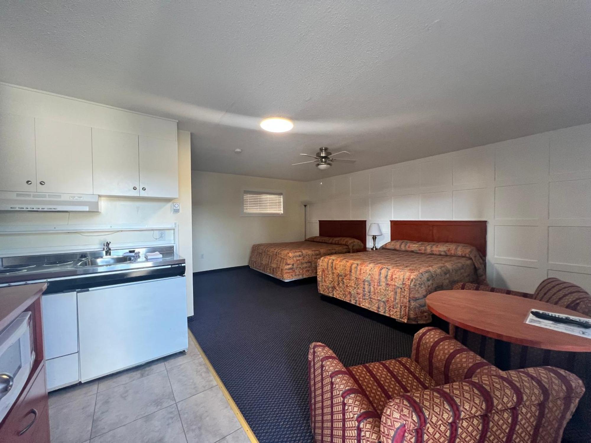 Redford Motel Port Alberni Extérieur photo